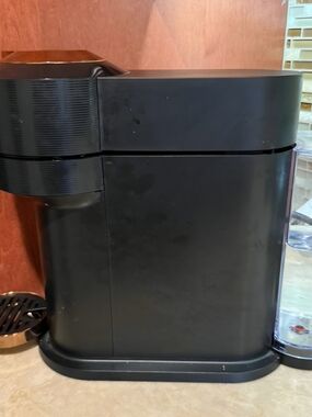 Black Single-Serve Coffee Maker